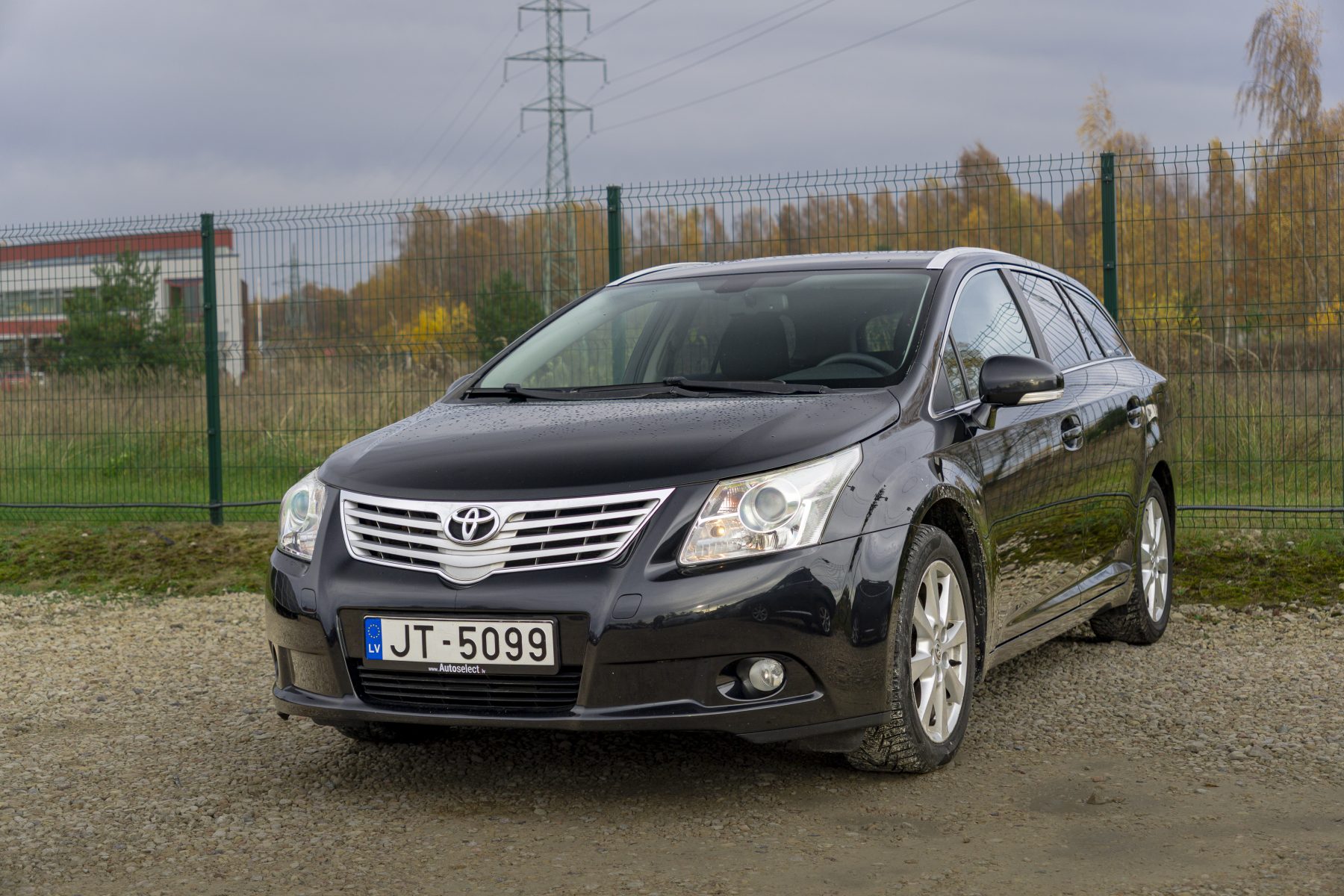 TOYOTA AVENSIS