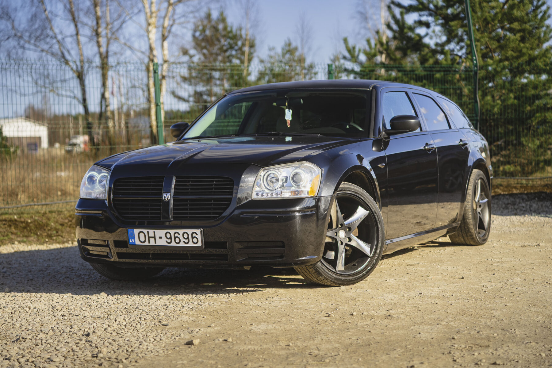 DODGE MAGNUM