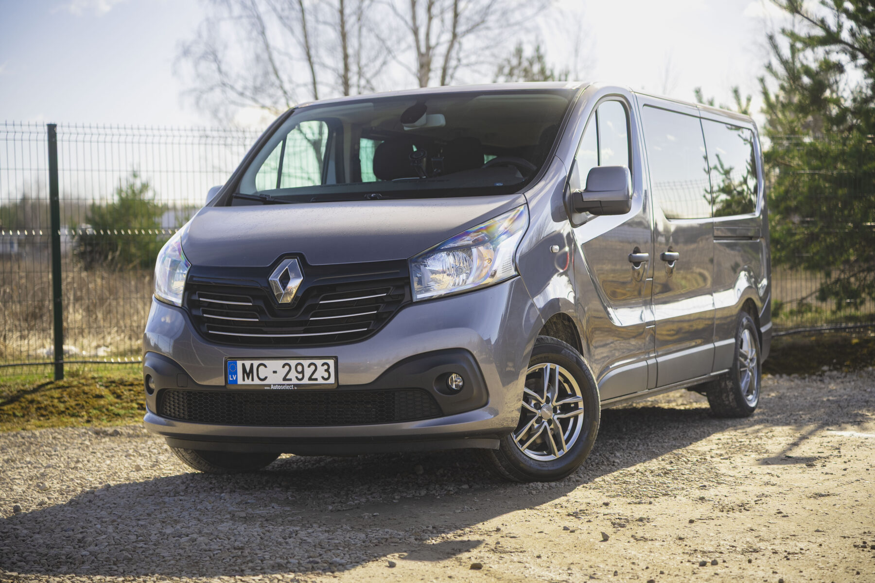 RENAULT TRAFIC