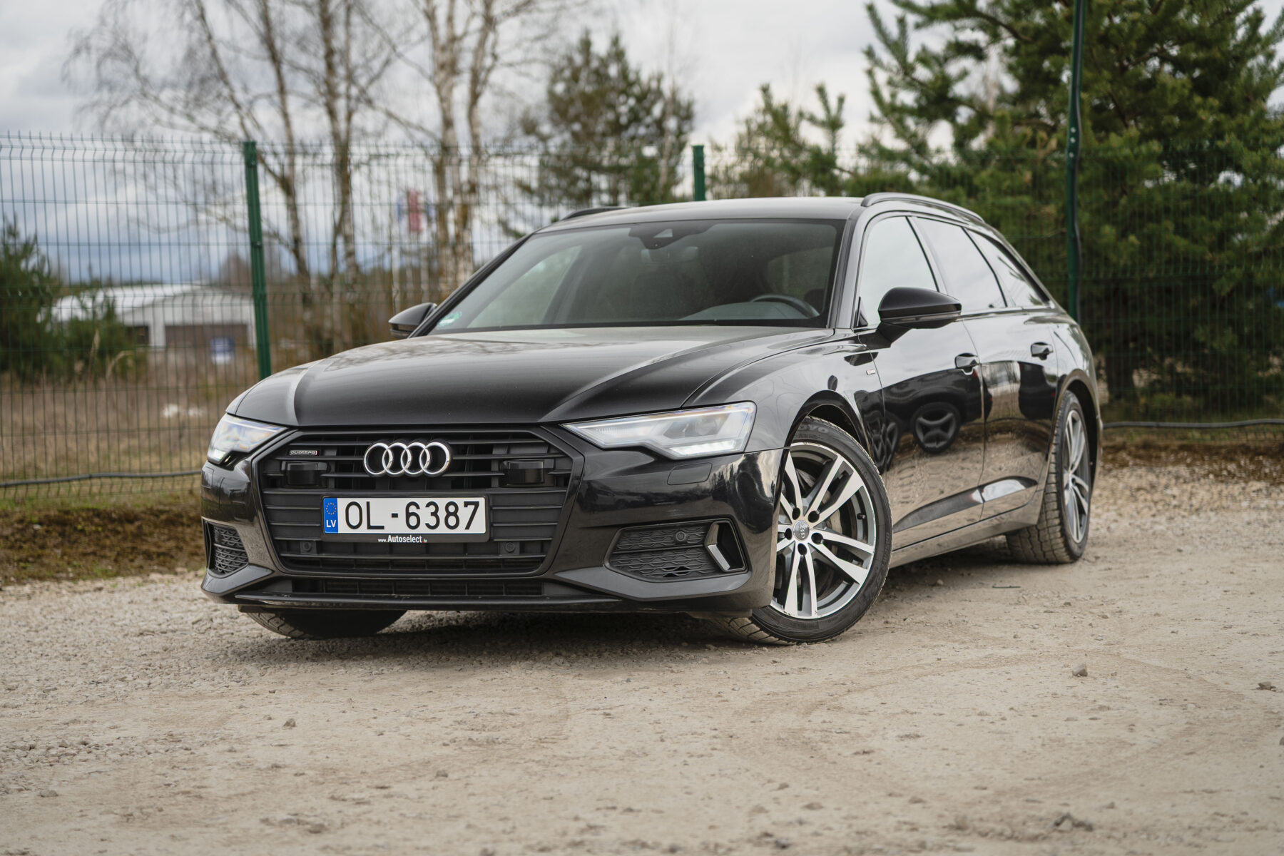 AUDI A6 AVANT S-LINE QUATTRO