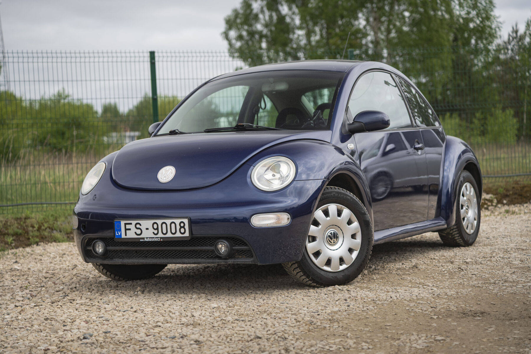 VW NEW BEETLE