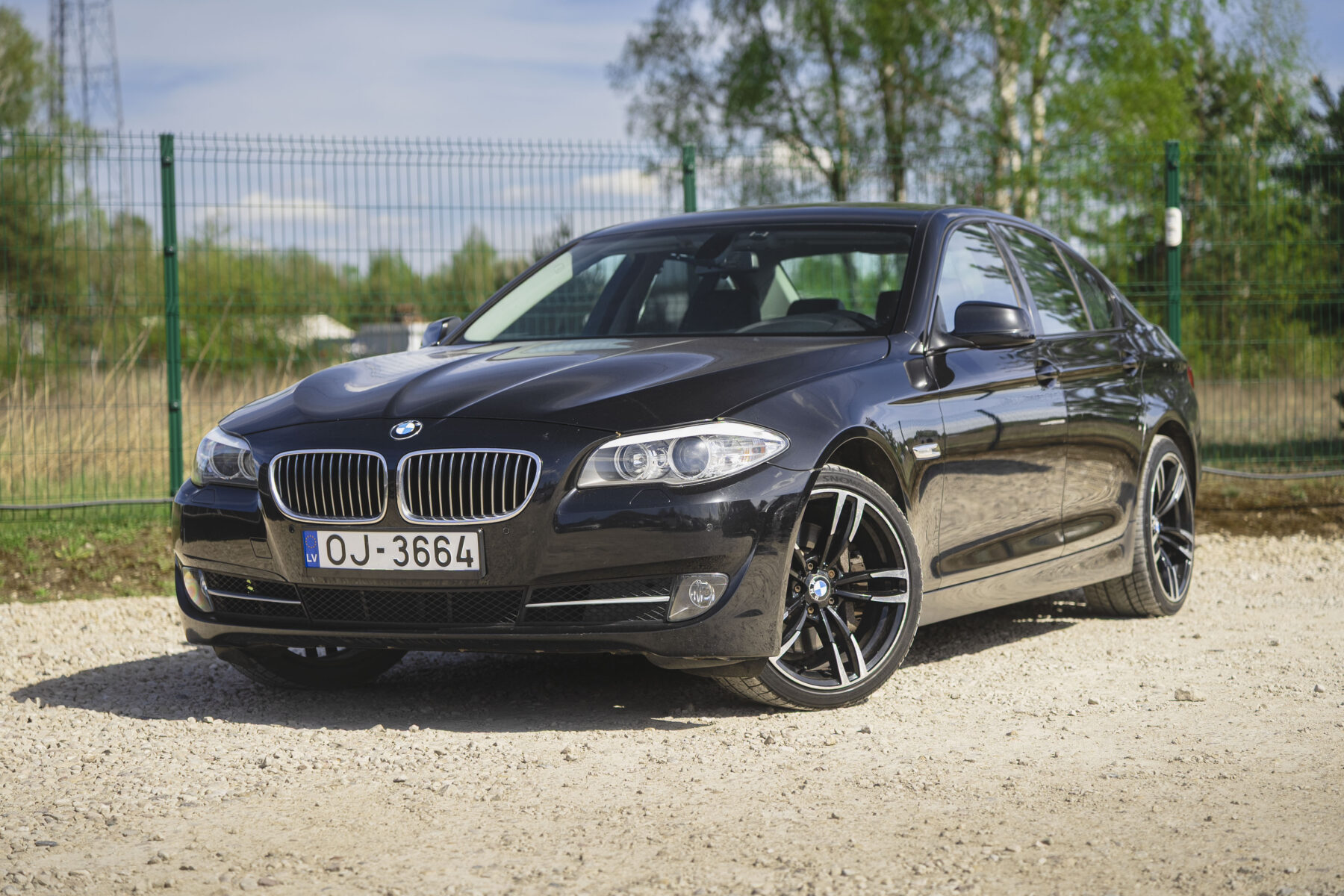 BMW 525
