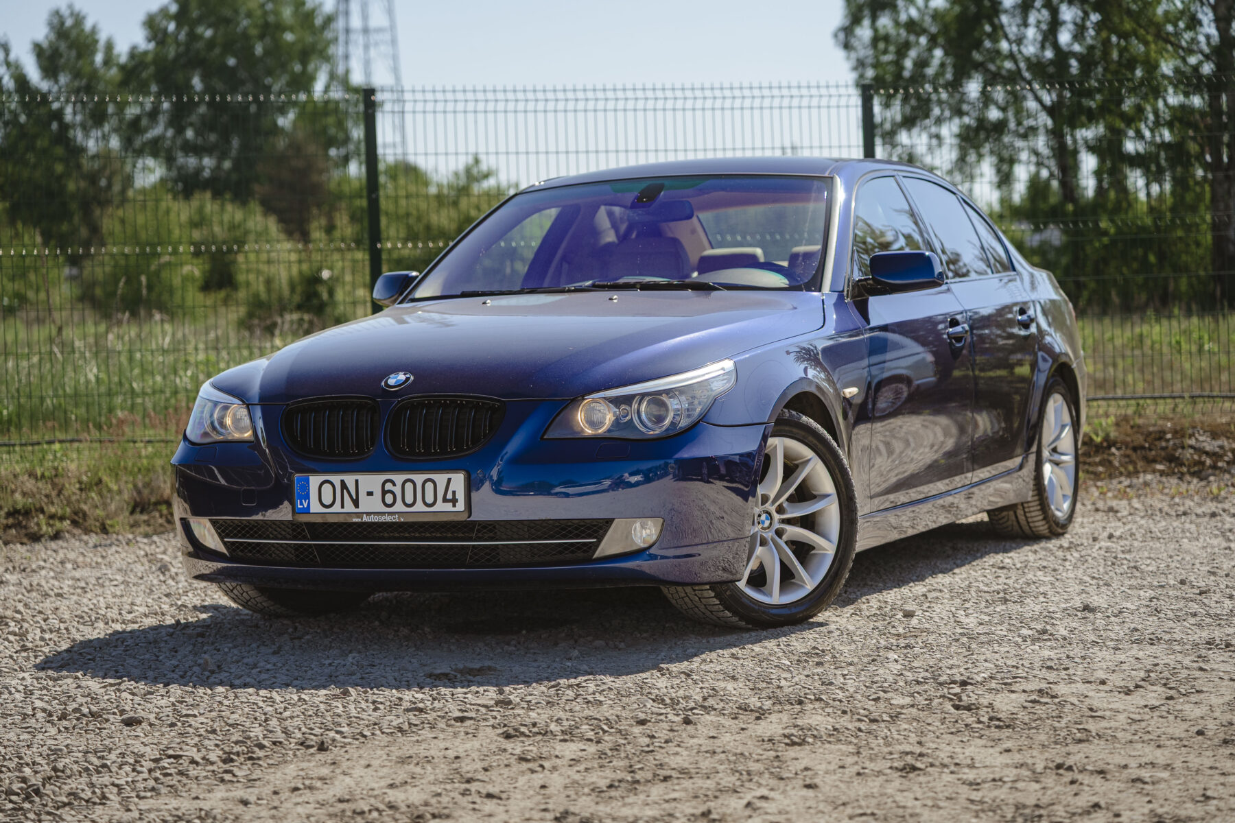 BMW 525