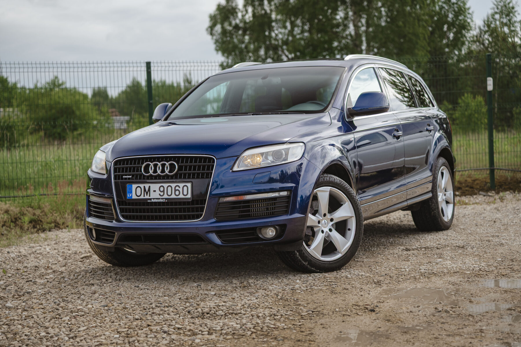 AUDI Q7 S-LINE