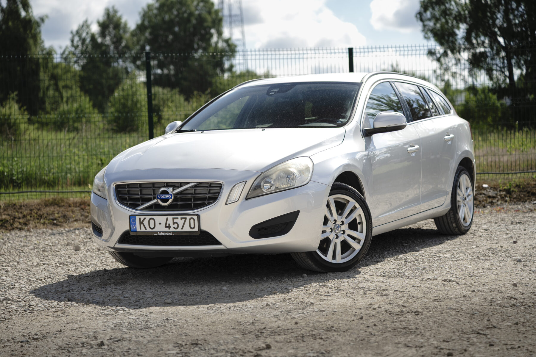 VOLVO V60