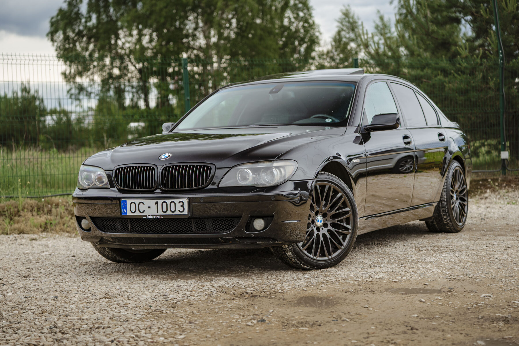 BMW 730