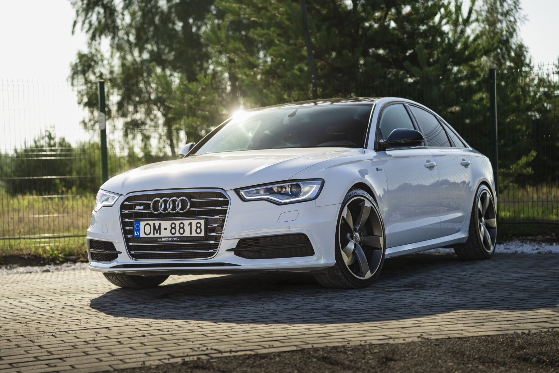 AUDI A6 LIMOUSINE QUATTRO
