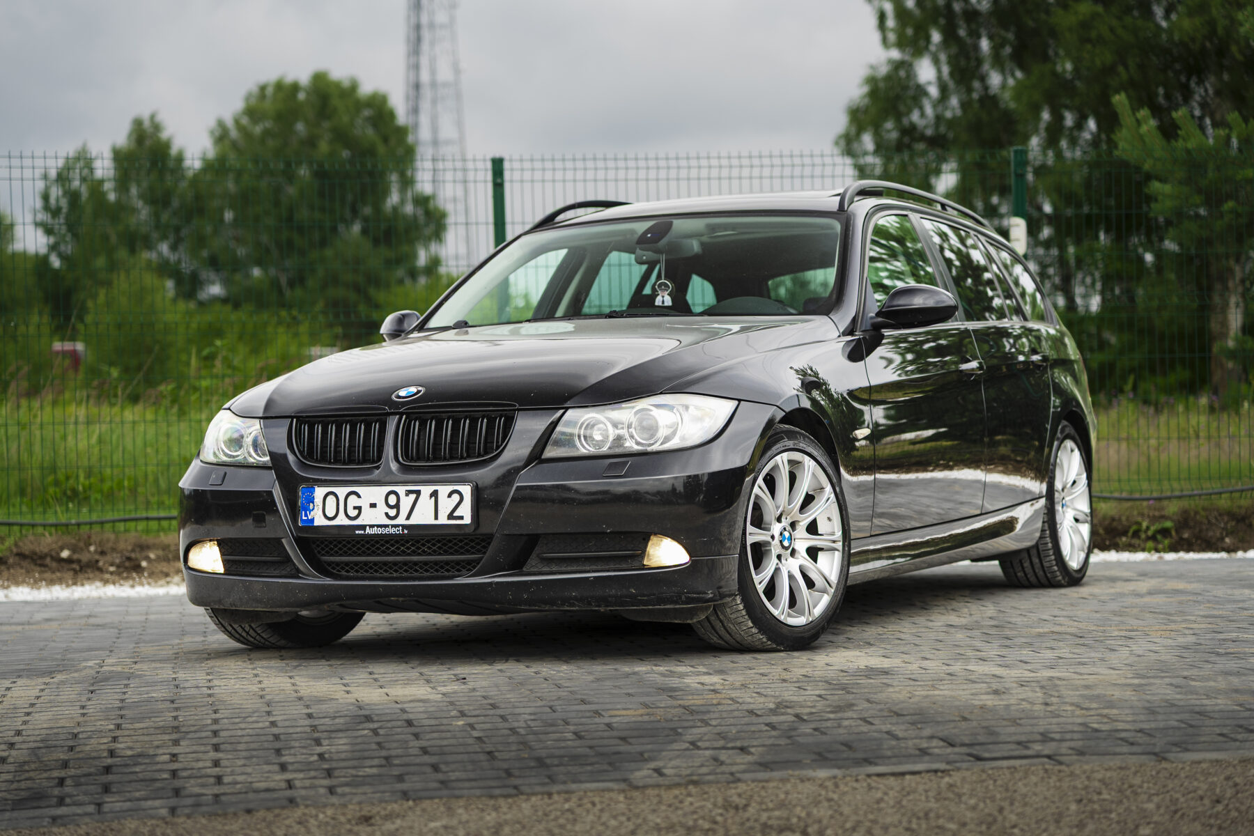 BMW 320
