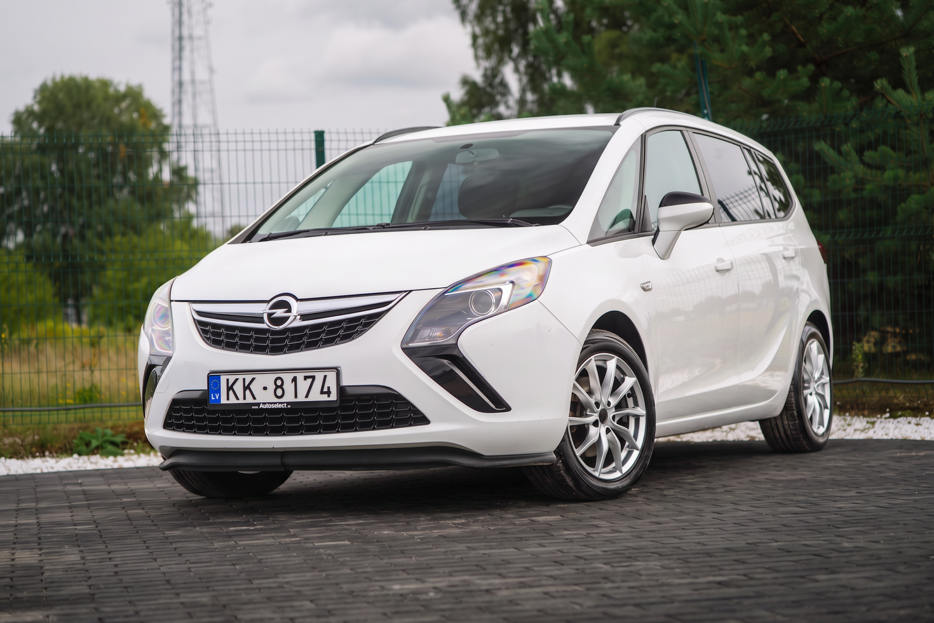 OPEL ZAFIRA TOURER