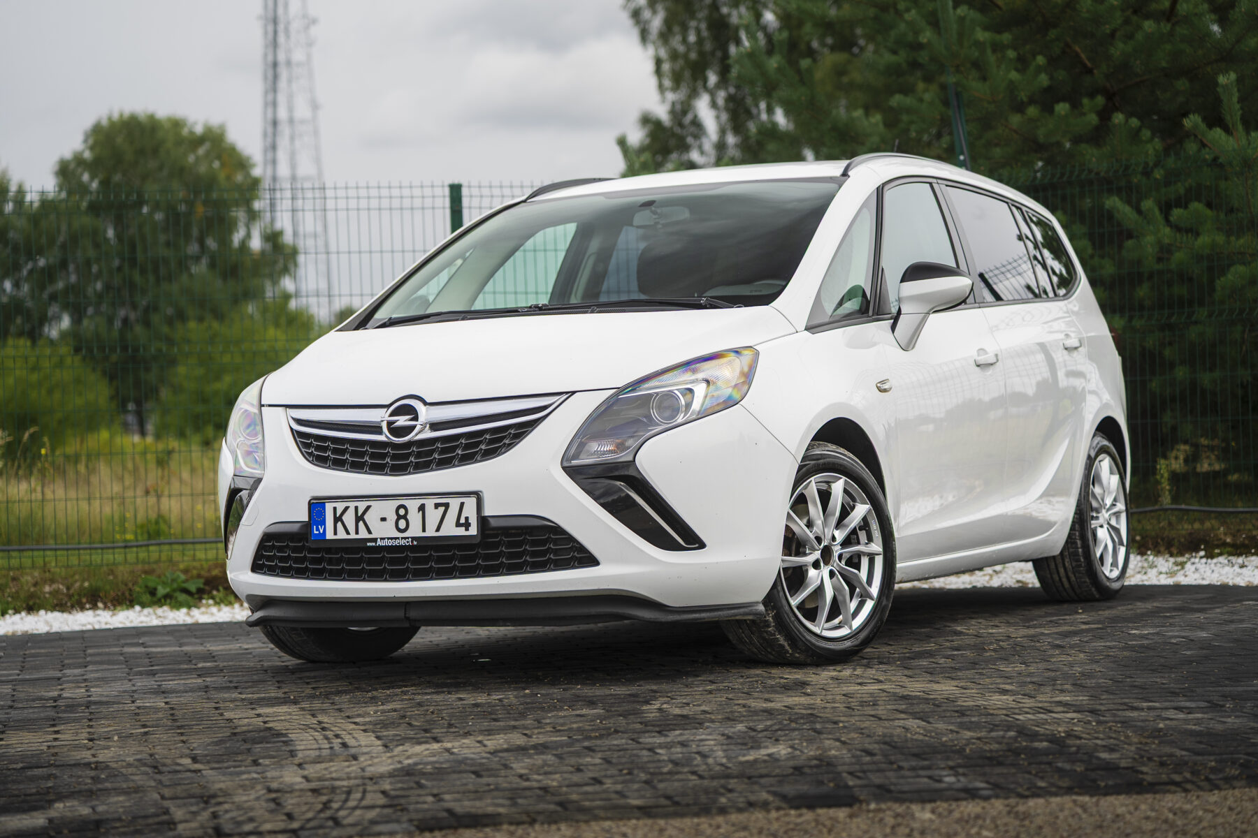 OPEL ZAFIRA TOURER