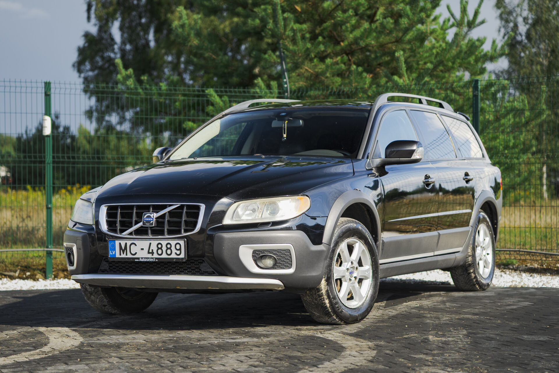 VOLVO XC70