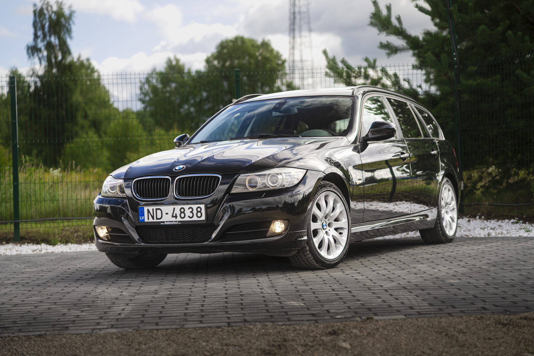BMW 320