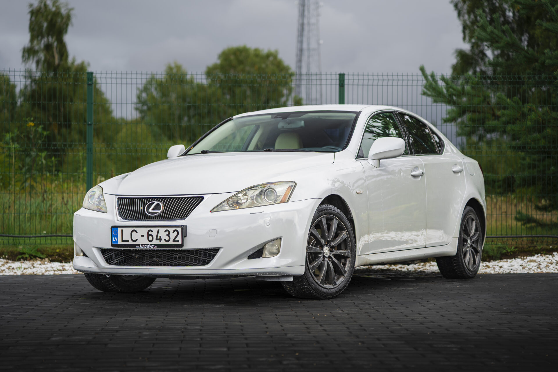 LEXUS IS 220