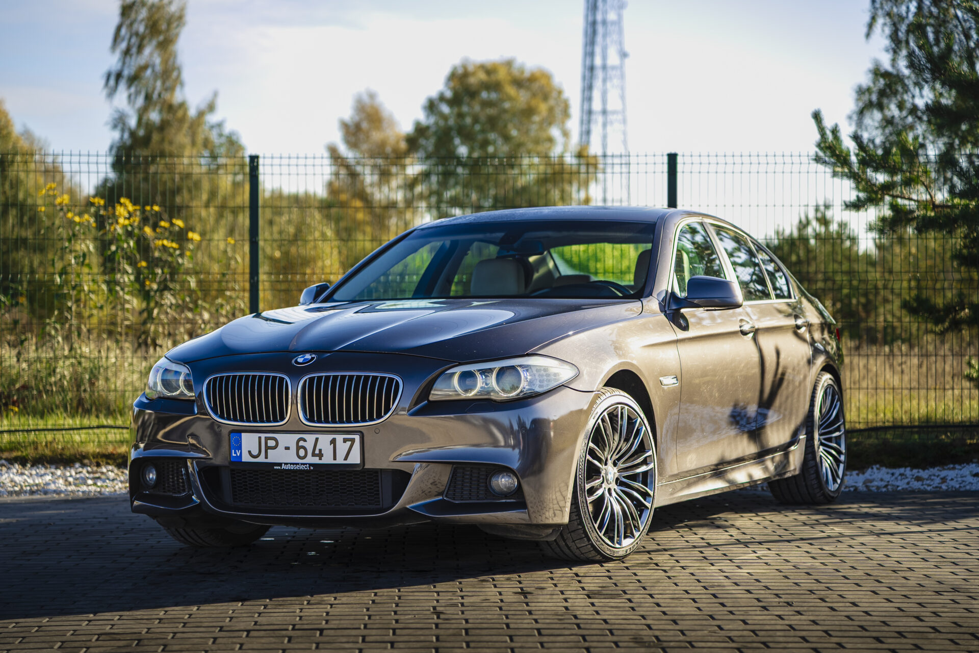 BMW 525