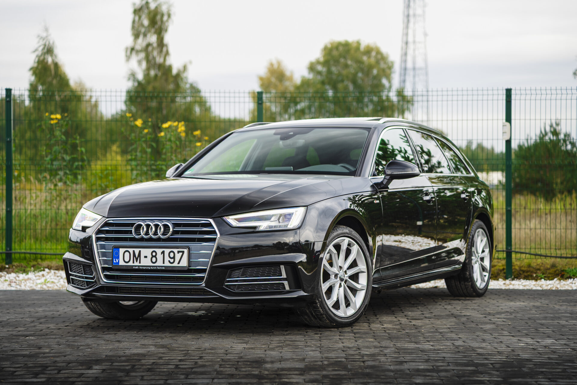 AUDI A4 S-LINE AVANT
