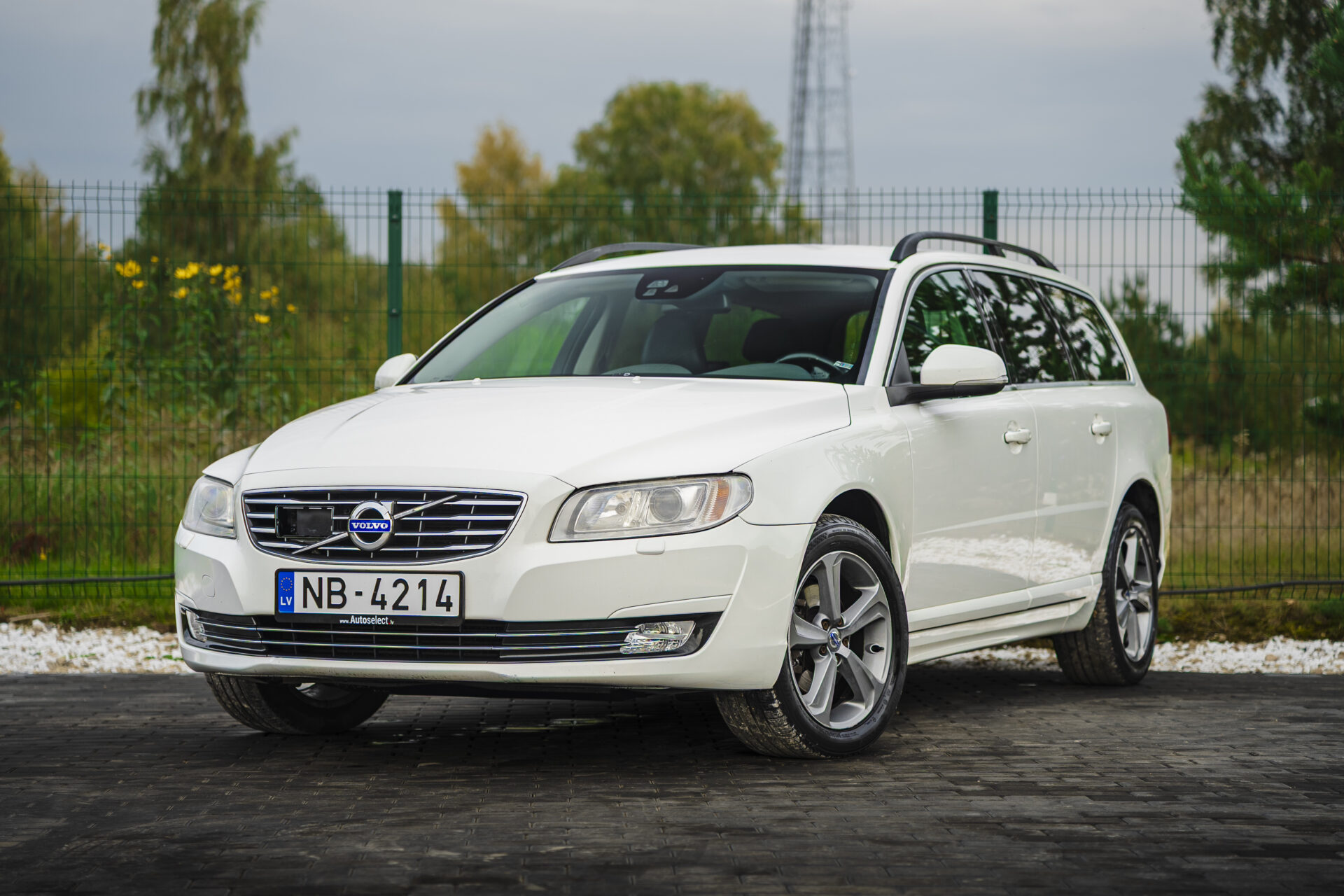 VOLVO V70