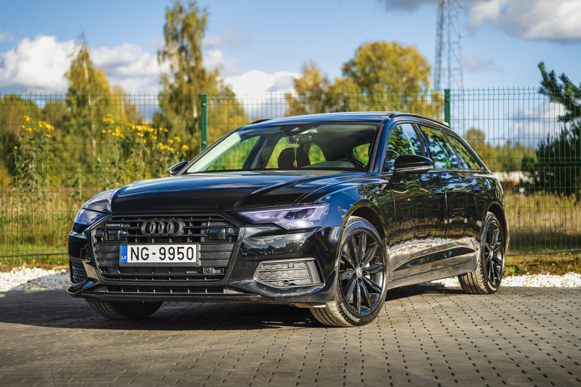AUDI A6 AVANT QUATTRO